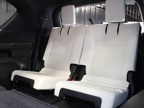 Used 2023 Lexus LX 600 4WD w/ Appearance Package image 37