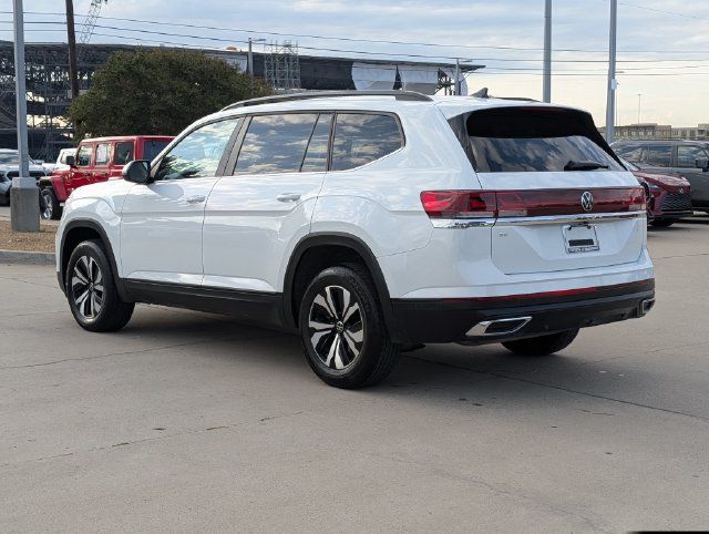 Used 2024 Volkswagen Atlas SE FWD image 9