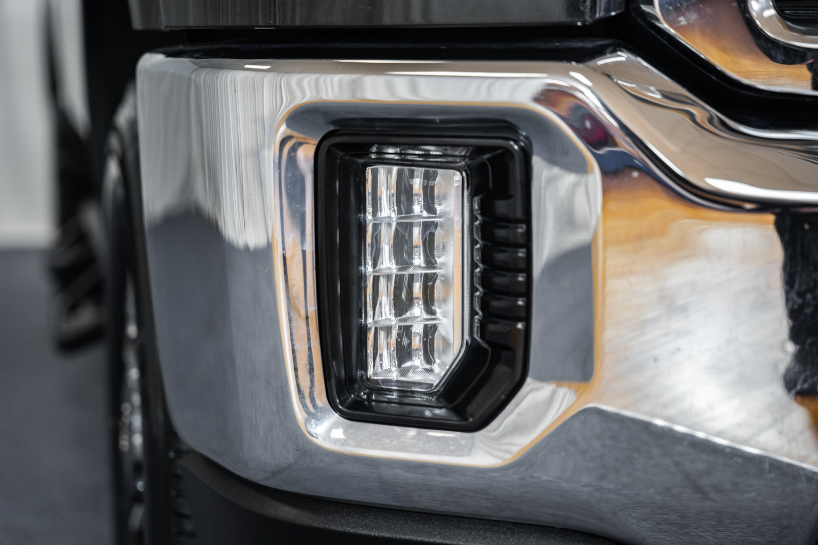Used 2022 GMC Sierra 2500 SLE w/ SLE Value Package; AWD/4WD image 18