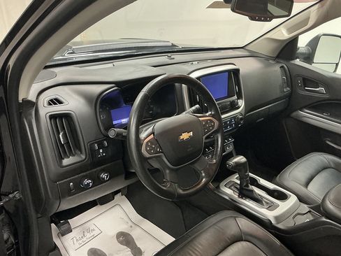Used 2019 Chevrolet Colorado ZR2 w/ ZR2 Midnight Special Edition AWD/4WD image 10