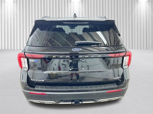New 2026 Ford Explorer Active w/ Active Comfort Package AWD/4WD image 6