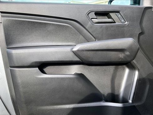 Used 2023 Chevrolet Colorado Trail Boss w/ Technology Package image 25