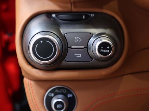 Used 2023 Ferrari Portofino M RWD image 27