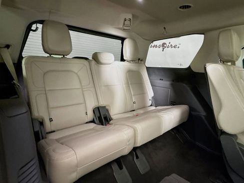 Certified 2022 Lincoln Navigator 4WD image 34