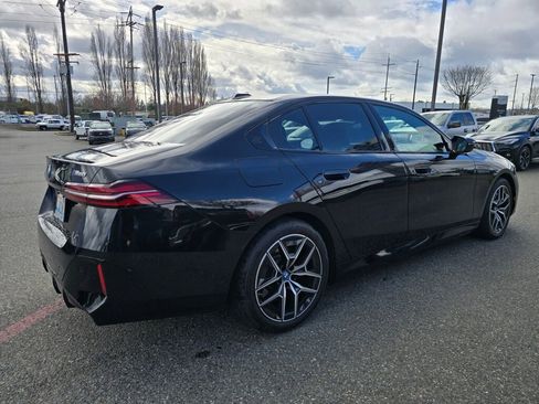 Used 2024 BMW i5 M60 w/ Premium Package AWD/4WD image 5