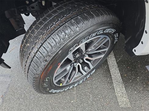 New 2026 RAM 1500 Limited image 33