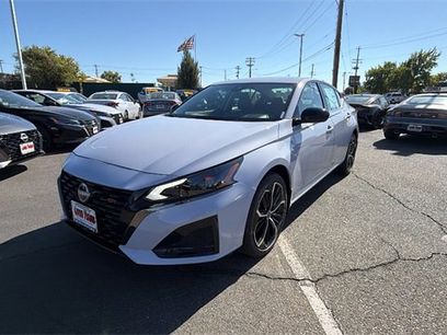 New 2025 Nissan Altima 2.5 SR