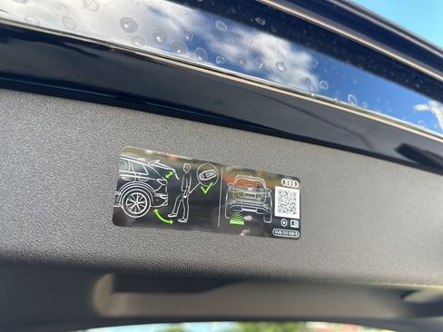 New 2025 Audi Q5 Premium image 31