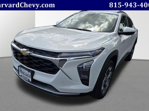 Certified 2025 Chevrolet Trax LT FWD image 3