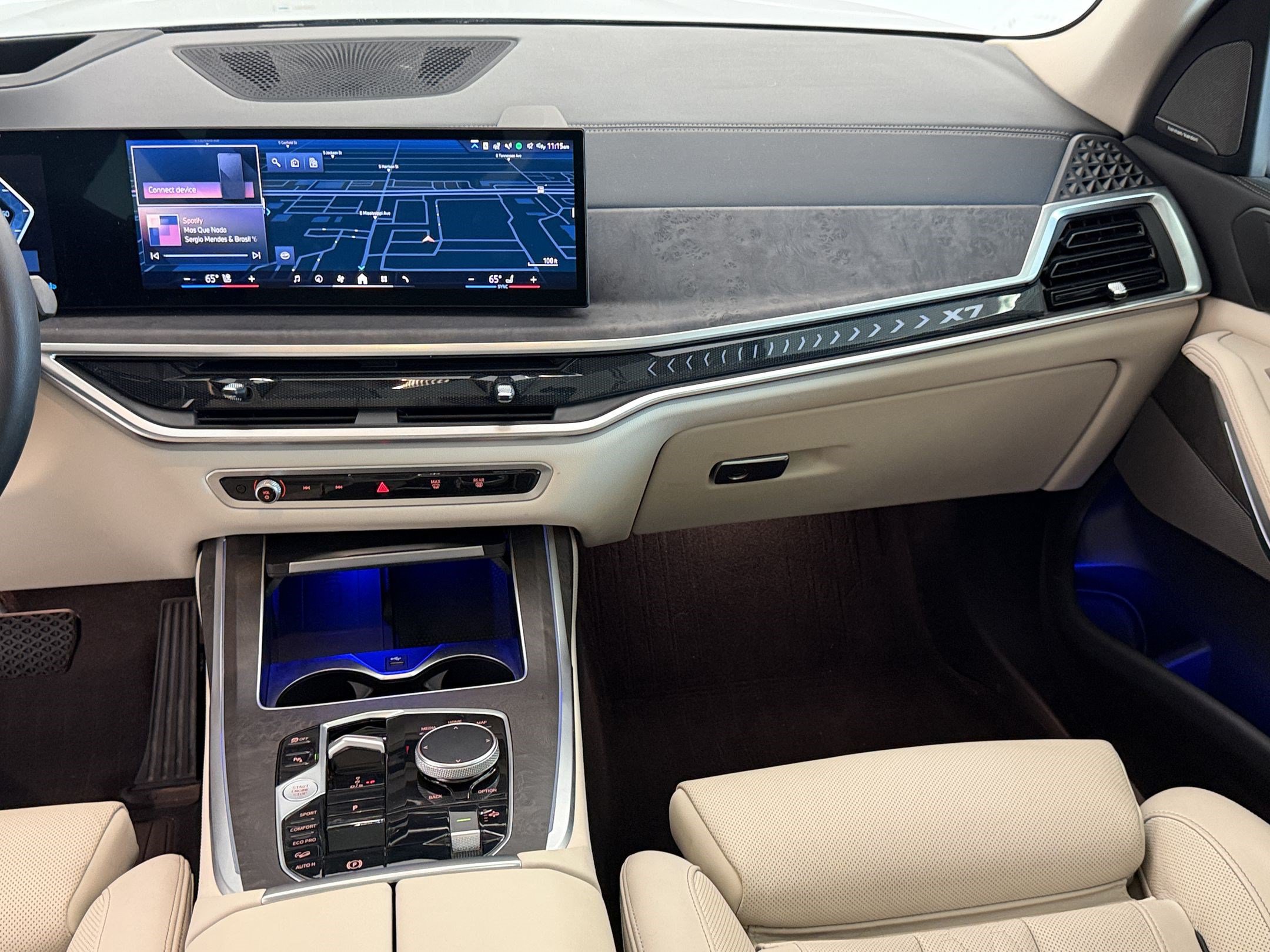 Used 2024 BMW X7 xDrive40i w/ Premium Package AWD/4WD image 30