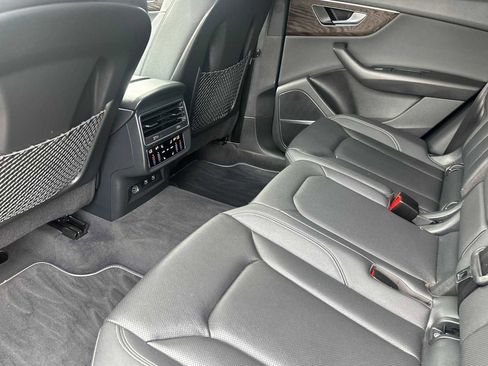 Used 2021 Audi Q8 Premium Plus w/ Premium Plus Package image 12