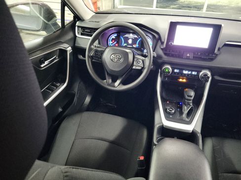 Certified 2025 Toyota RAV4 XLE image 15