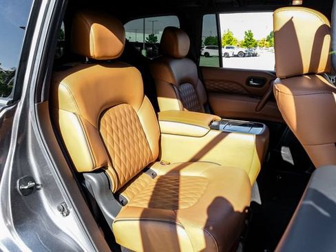 Used 2021 INFINITI QX80 Sensory w/ All-Season Package RWD image 36