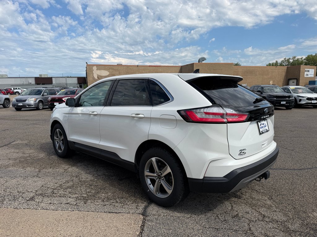 Used 2024 Ford Edge SEL w/ Convenience Package AWD/4WD image 5
