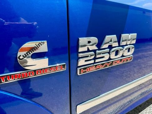 Used 2018 RAM 2500 Laramie w/ Convenience Group AWD/4WD image 4