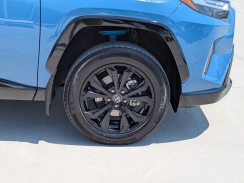 Certified 2024 Toyota RAV4 XSE AWD/4WD image 9