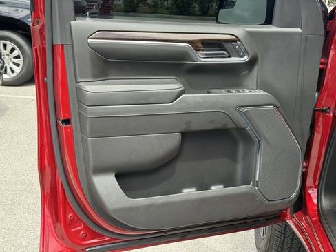 Used 2024 GMC Sierra 1500 Elevation image 32