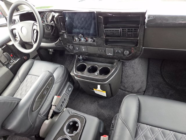 New 2026 GMC Savana 2500 Extended w/ Driver Convenience Package RWD image 22