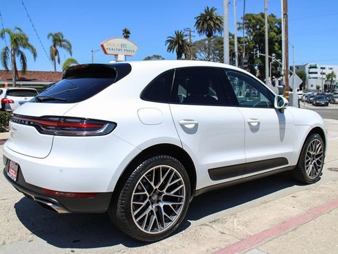 Used 2020 Porsche Macan AWD/4WD image 6