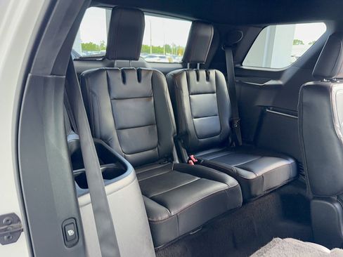 Used 2016 Ford Explorer Sport w/ Equipment Group 401A AWD/4WD image 16