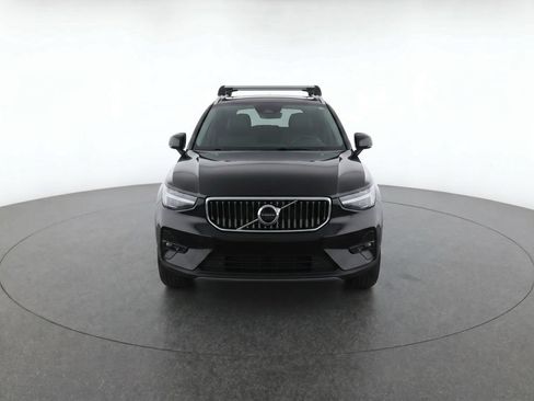 Certified 2023 Volvo XC40 B5 Ultimate w/ Protection Package Premier AWD/4WD image 5