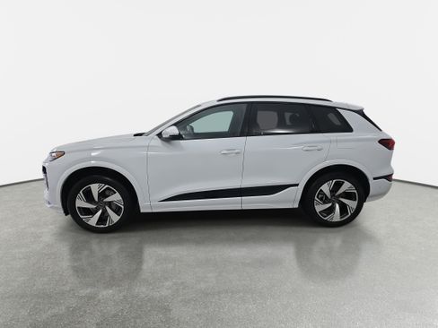 Certified 2025 Audi Q6 e-tron Premium Plus w/ Premium Plus image 8