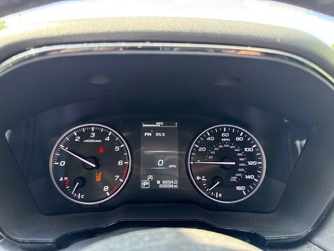 Used 2022 Subaru Outback Premium AWD/4WD image 21