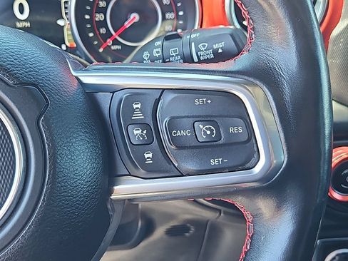 Used 2021 Jeep Wrangler Unlimited Rubicon w/ Dual Top Group AWD/4WD image 25