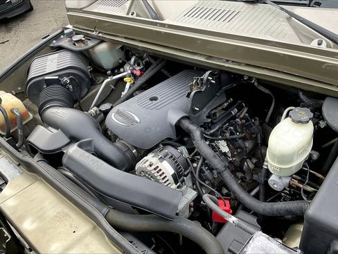 Used 2006 HUMMER H2 image 28