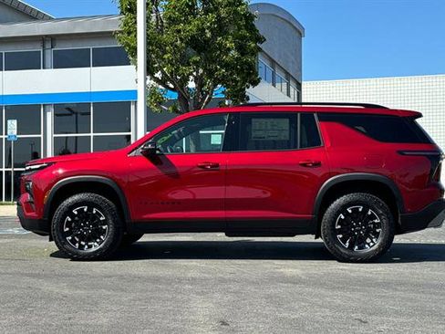 New 2026 Chevrolet Traverse Z71 w/ Enhanced Driving Package image 7