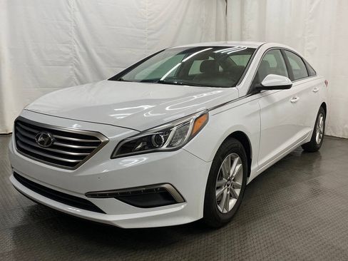 Used 2015 Hyundai Sonata SE FWD image 4