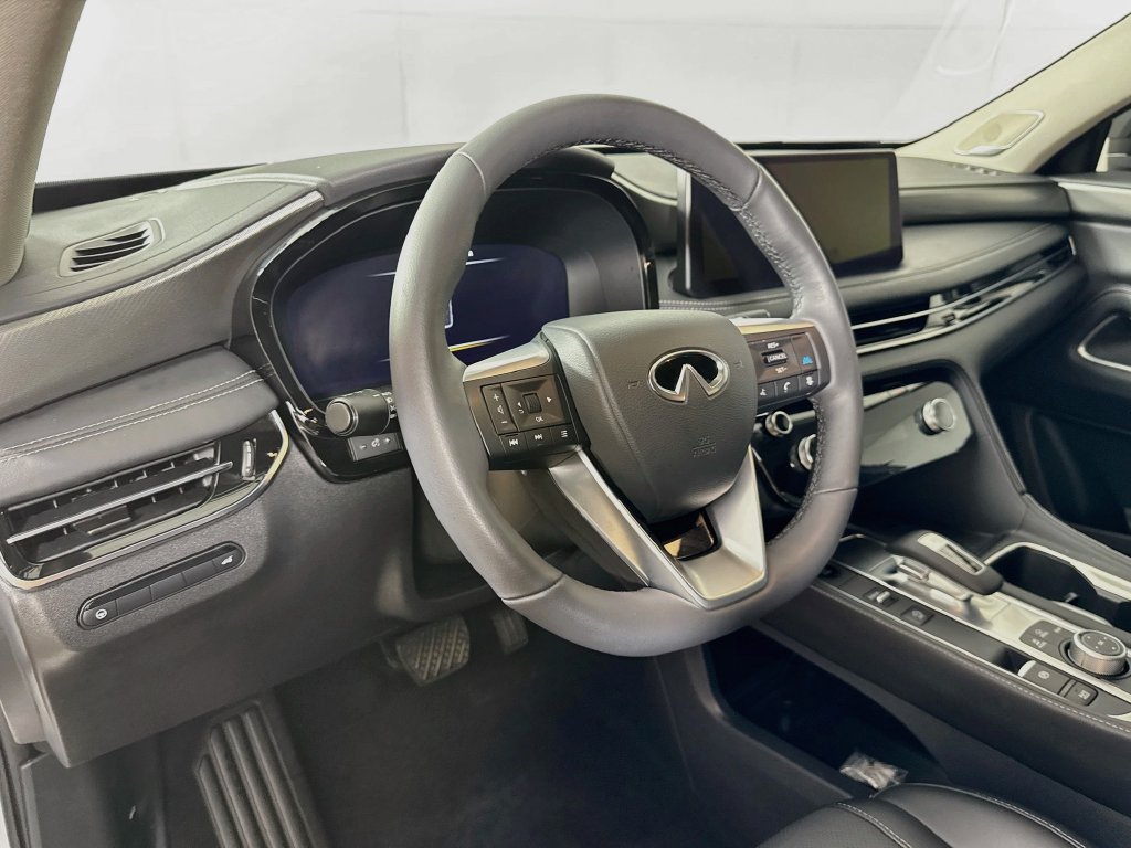 Certified 2027 INFINITI QX60 Luxe w/ Cargo Package FWD image 12