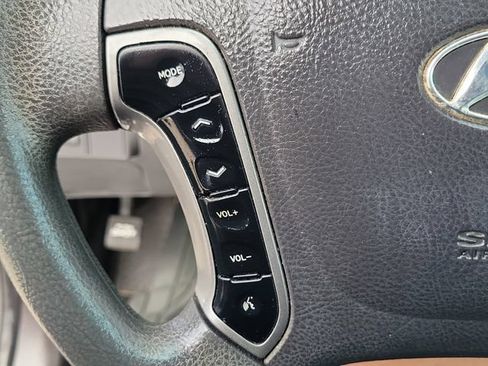Used 2011 Hyundai Santa Fe GLS AWD/4WD image 13