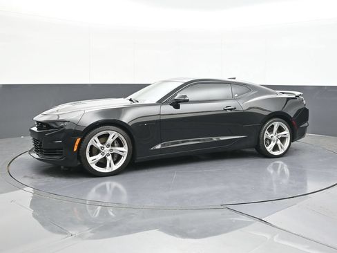 Used 2019 Chevrolet Camaro SS RWD image 5