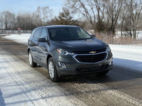 Used 2020 Chevrolet Equinox LT image 4