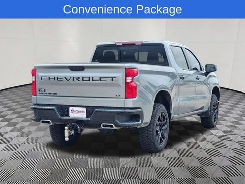 Used 2024 Chevrolet Silverado 1500 LT Trail Boss w/ Convenience Package II AWD/4WD image 4