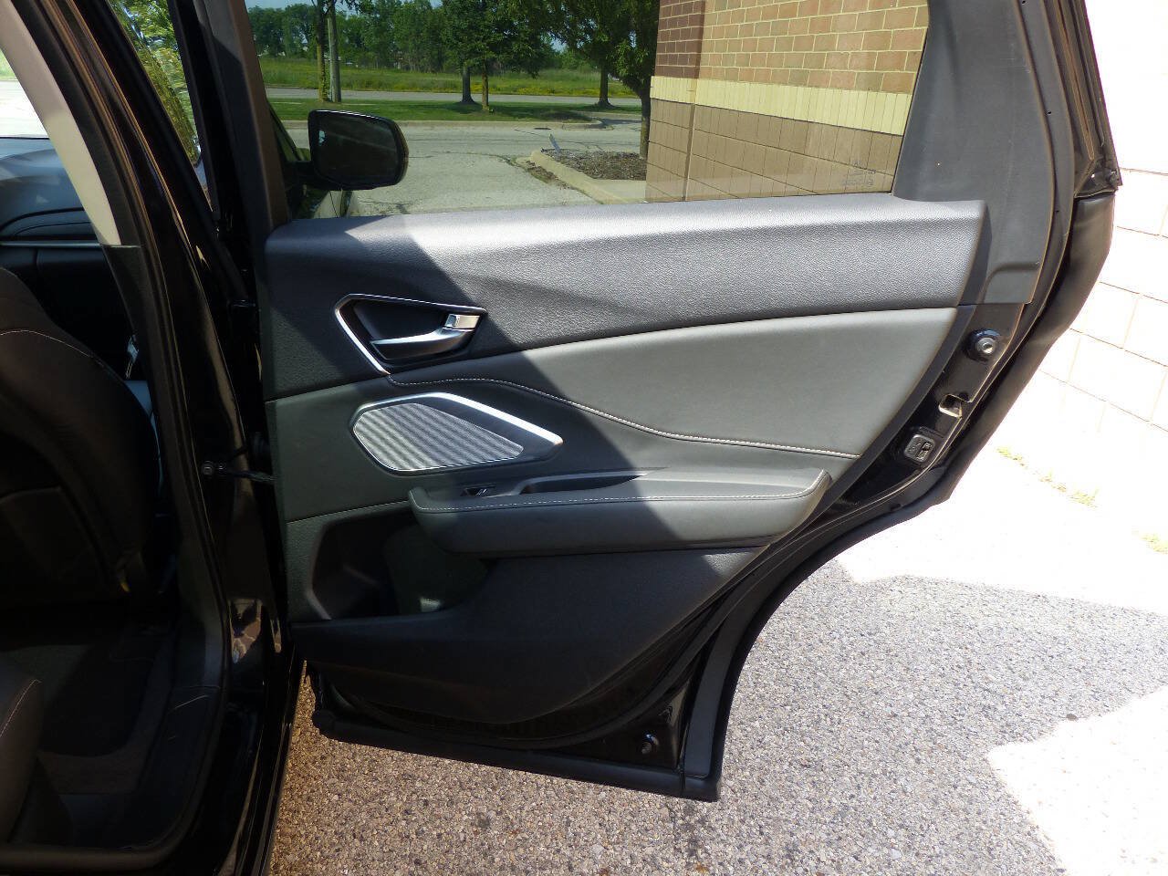Used 2023 Acura RDX w/ Technology Package AWD/4WD image 44