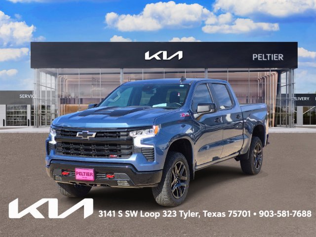 Used 2024 Chevrolet Silverado 1500 LT Trail Boss w/ Protection Package AWD/4WD image 3
