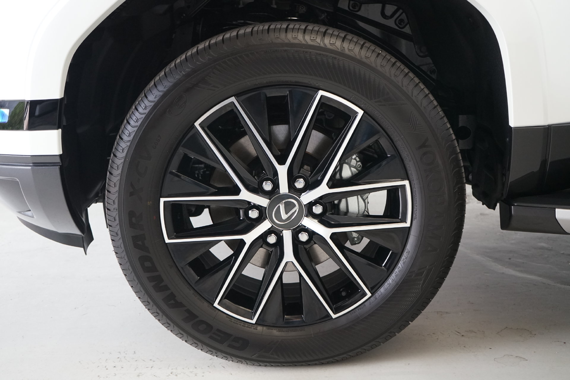 Used 2026 Lexus GX 550 AWD/4WD image 31