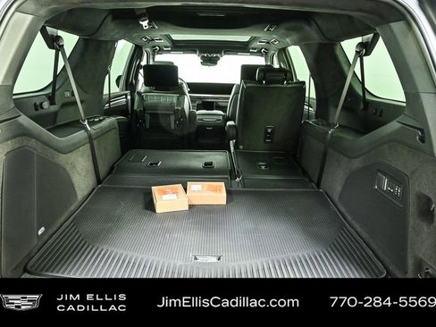 Certified 2025 Cadillac Escalade ESV Sport Platinum w/ LPO, ONYX Package image 33