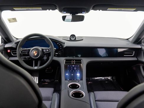 New 2025 Porsche Taycan 4 Cross Turismo AWD/4WD image 12