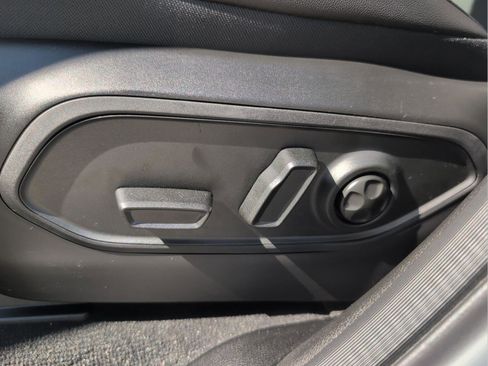 New 2025 Jeep Grand Cherokee L Altitude image 29