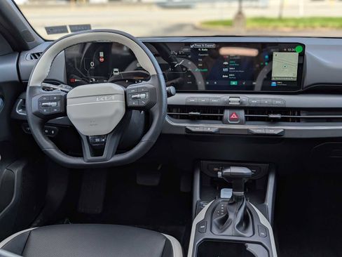 New 2026 Kia K4 GT-Line FWD image 5