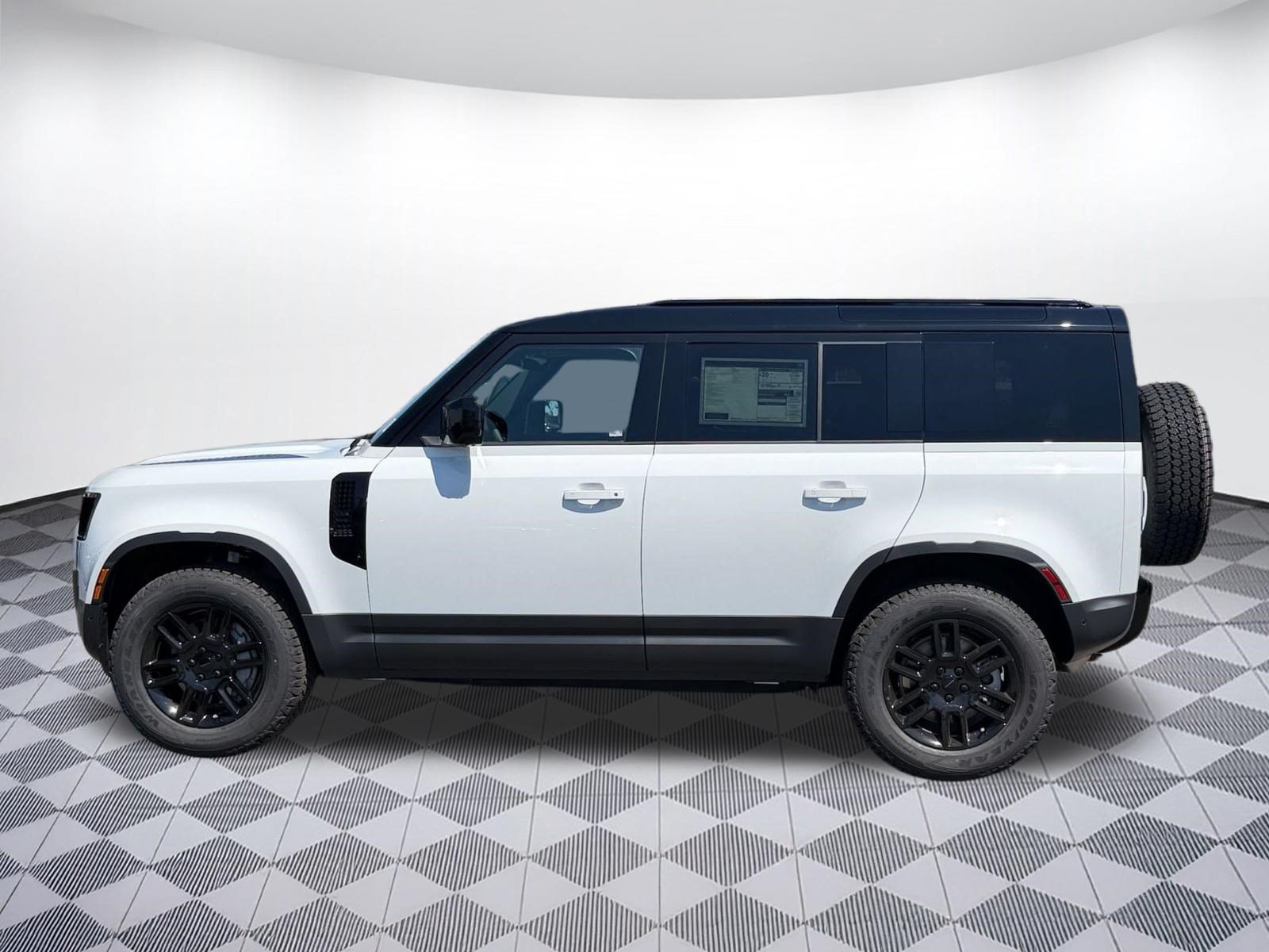 New 2026 Land Rover Defender 110 S AWD/4WD image 2