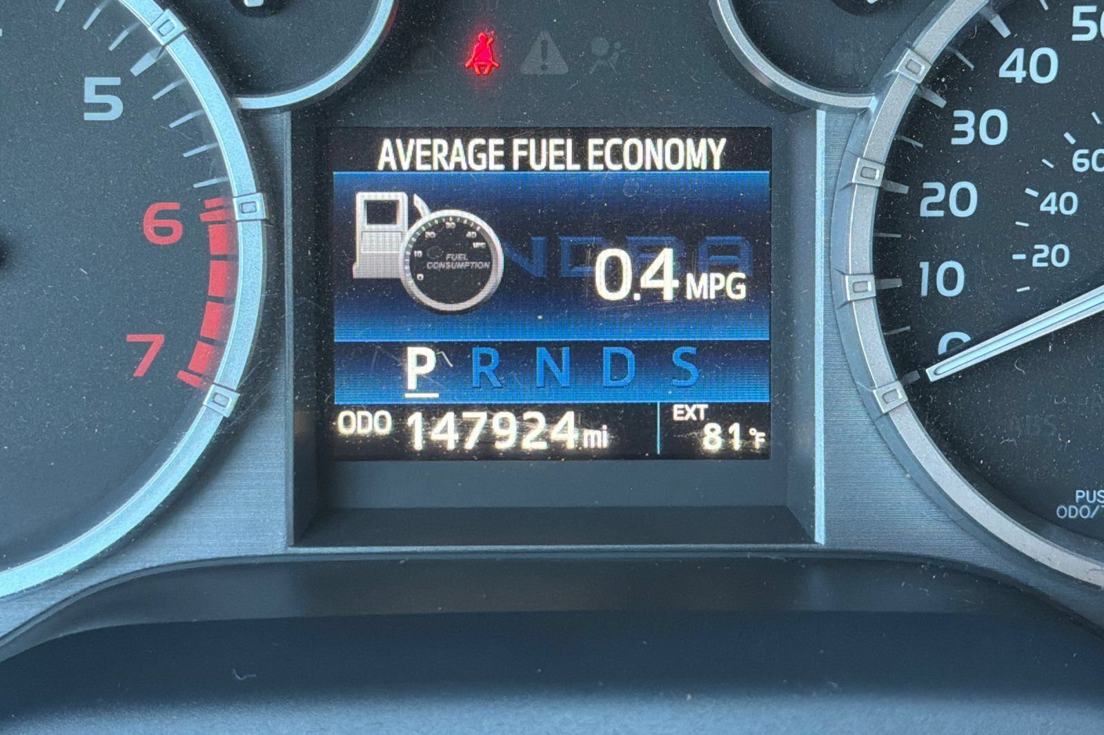 Used 2015 Toyota Tundra Limited AWD/4WD image 31