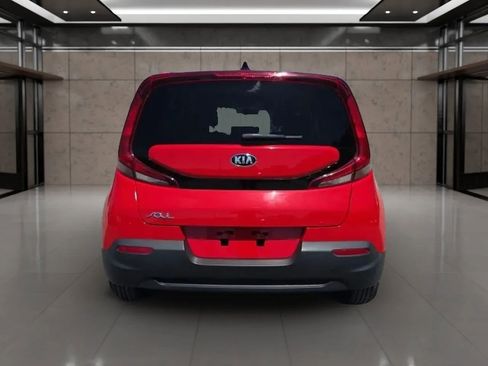 Used 2021 Kia Soul LX FWD image 8