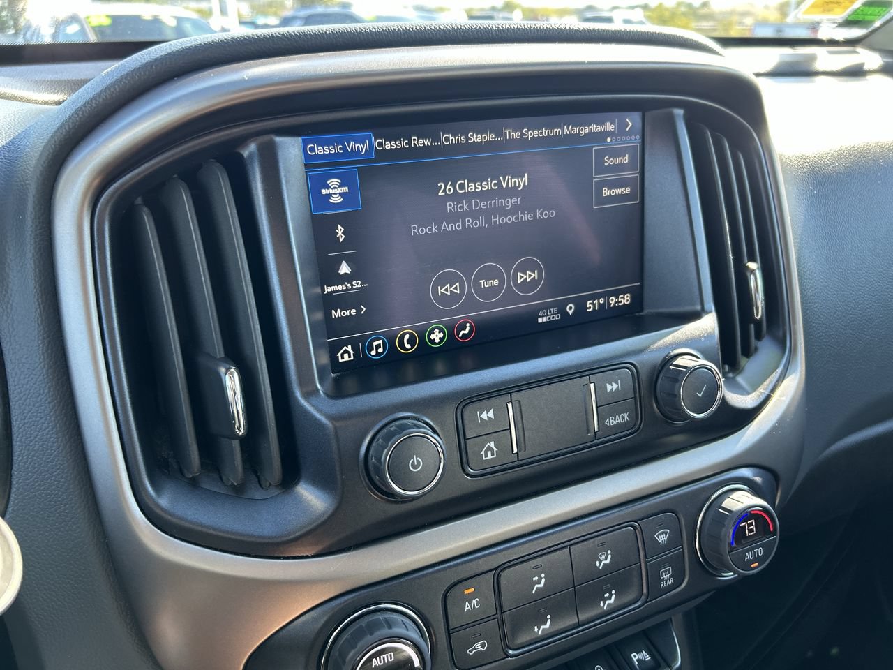 Used 2022 Chevrolet Colorado Z71 AWD/4WD image 28