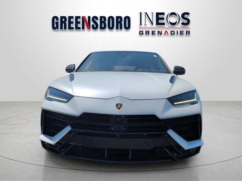 Used 2023 Lamborghini Urus Performante AWD/4WD image 8