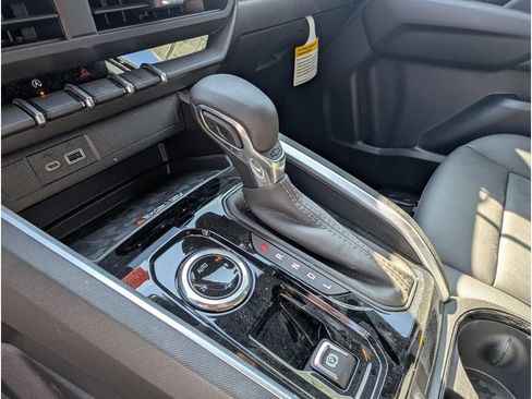 New 2026 Chevrolet Colorado LT w/ LT Convenience Package image 23