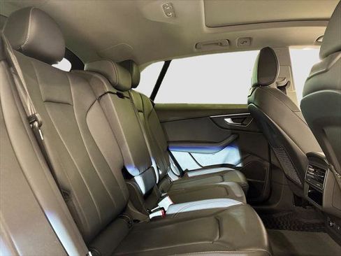 Certified 2023 Audi Q8 Premium Plus w/ Premium Plus Package AWD/4WD image 16